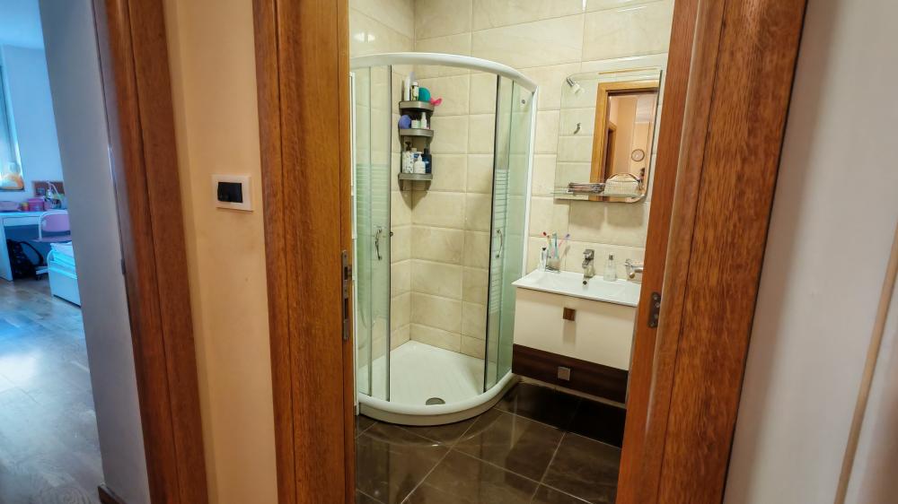 Slika 4 - Trosoban, 66m2, Branka Bajića  Novi Sad, sa terasom