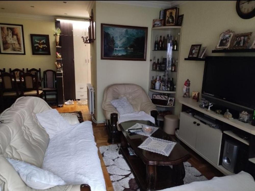 Slika 6 - Prodaja, Stan, Novi Sad, Bulevar Oslobođenja