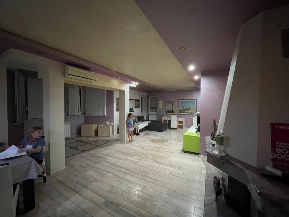 Slika 2 - Petosoban stan 174m Duplex kod Bul. oslobođenja