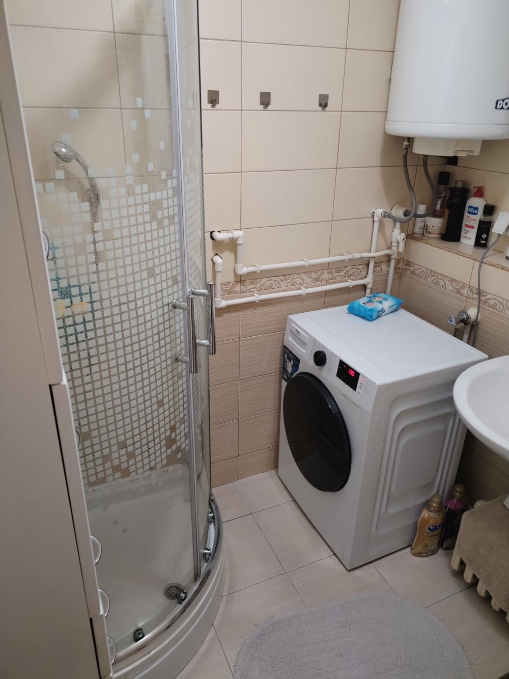 Slika 10 - Prostran stan sa puno svetlosti