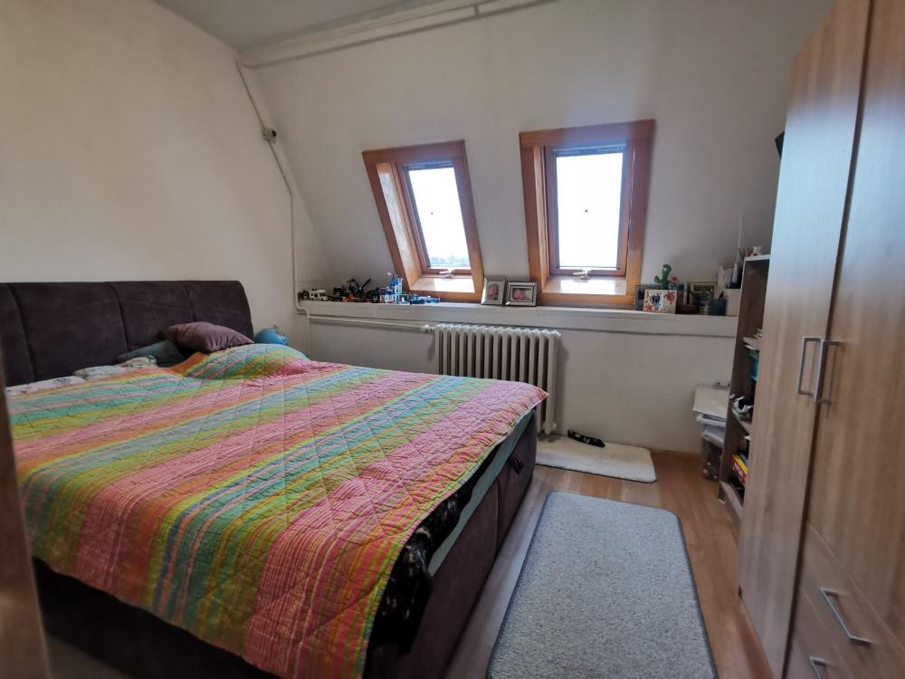 Slika 3 - Prostran stan sa puno svetlosti