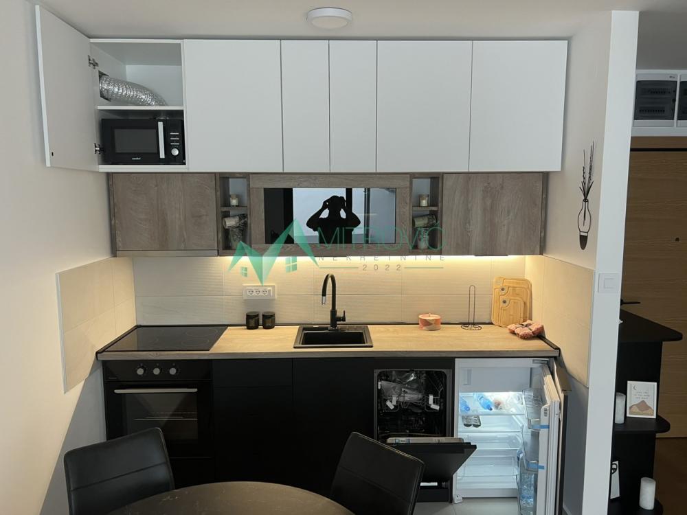 Slika 3 - Prodaja luksuznog stana Novi Sad, Salajka