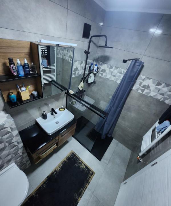 Slika 5 - Stan na dva nivoa u urbanoj vili na Telepu