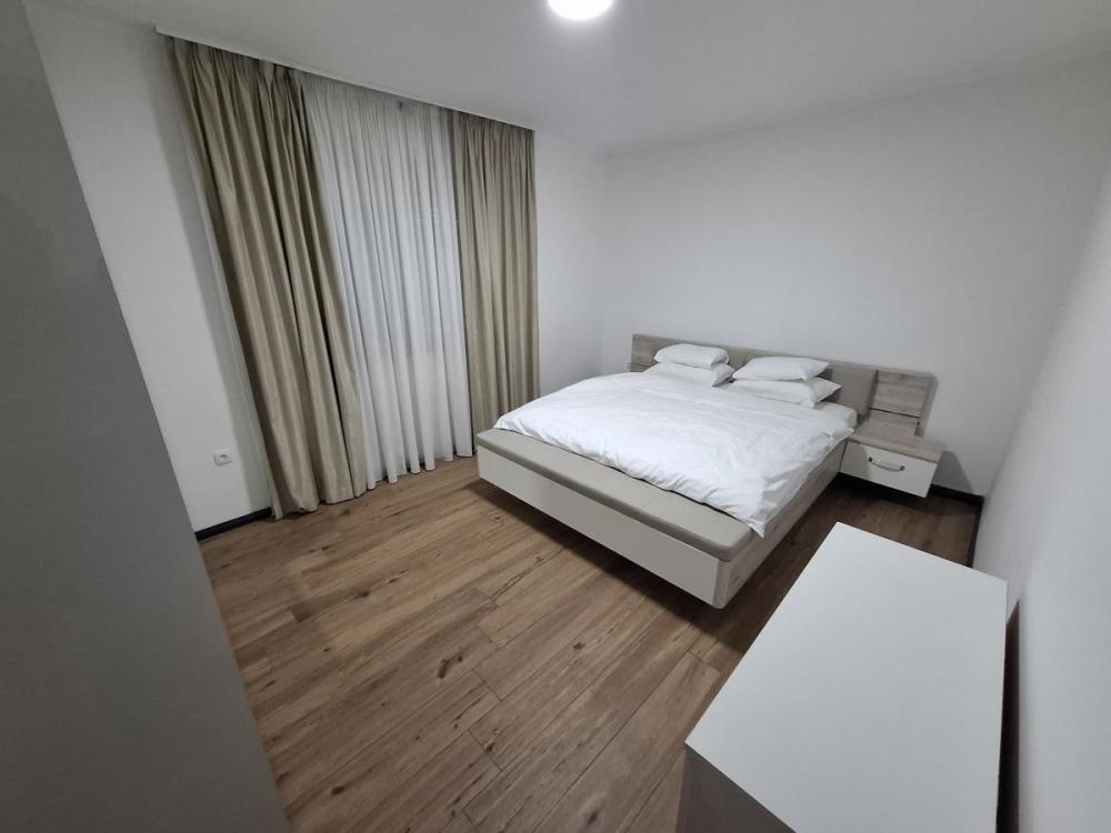 Slika 9 - Trosoban, 85m2, Klisa Novi Sad, sa terasom, sa parkingom