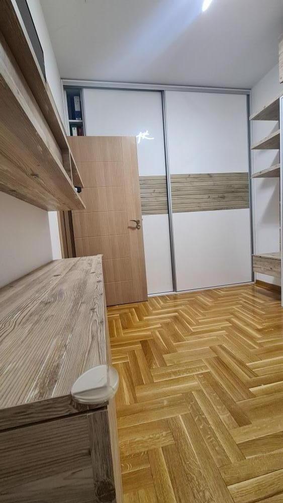 Slika 9 - Komforan namešten stan 80m2 idealan za porodice sa 1 detetom 