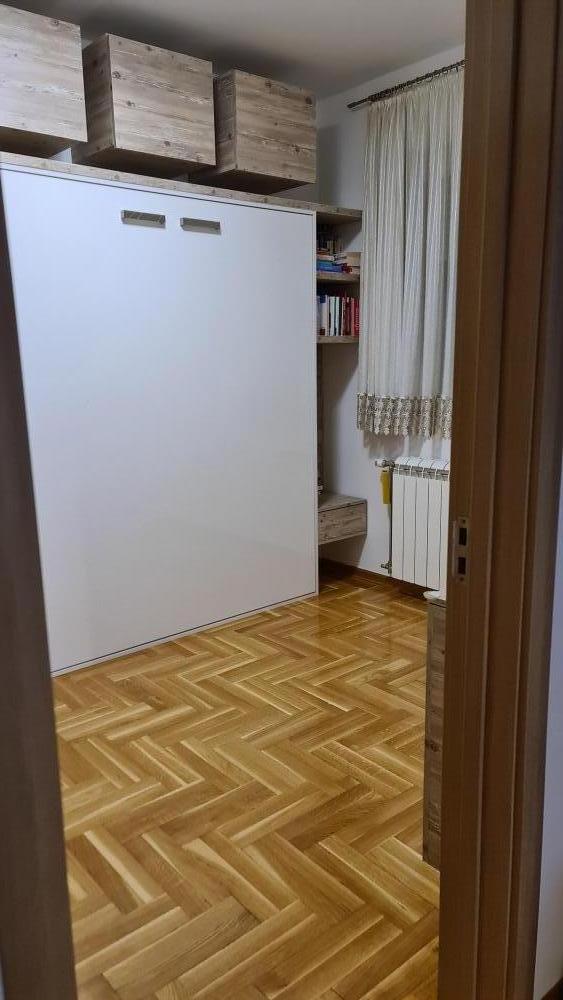 Slika 10 - Komforan namešten stan 80m2 idealan za porodice sa 1 detetom 