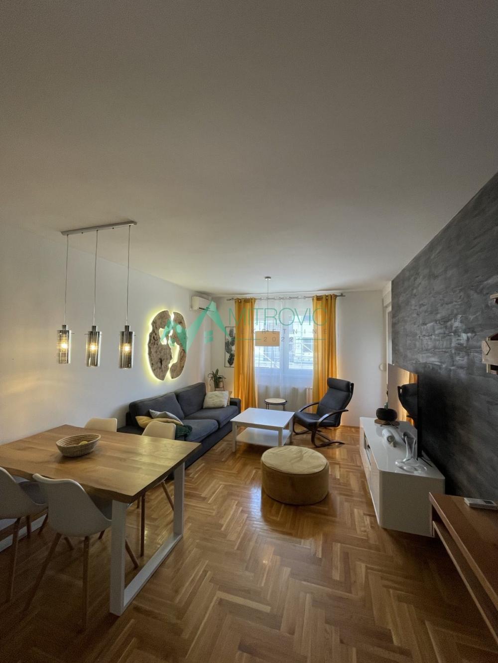 Glavna slika -Četvorosoban, 74m2, Telep Novi Sad, sa terasom, sa parkingom