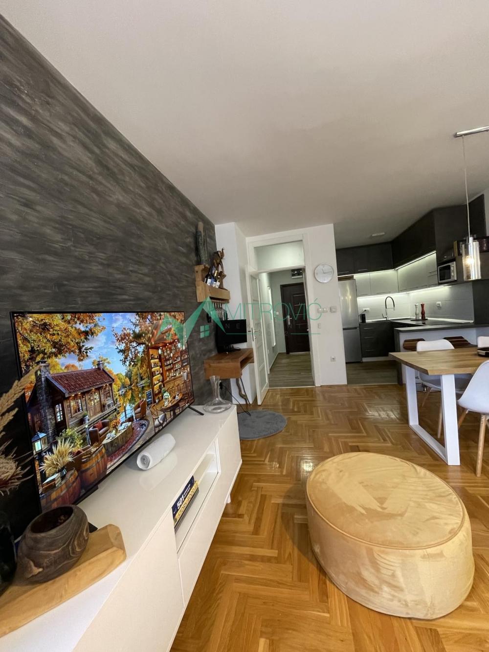 Slika 2 - Četvorosoban, 74m2, Telep Novi Sad, sa terasom, sa parkingom