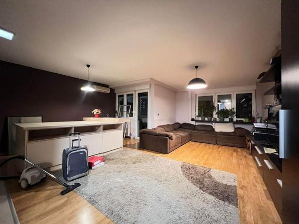 Slika 1 - Cetvorosoban -88m2- Liman 2