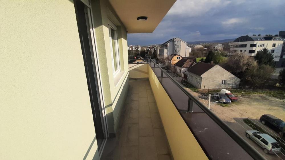 Slika 11 - Nov Trosoban Lux stan početak Telepa