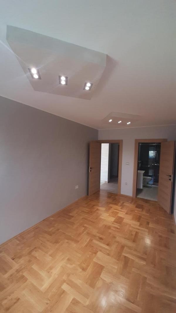 Slika 6 - Nov Trosoban Lux stan početak Telepa