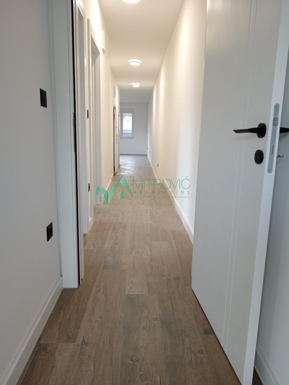 Slika 7 - Novi Sad, Veternička rampa - Nov, neuseljavan komforan četvorosoban stan sa parking mestom 