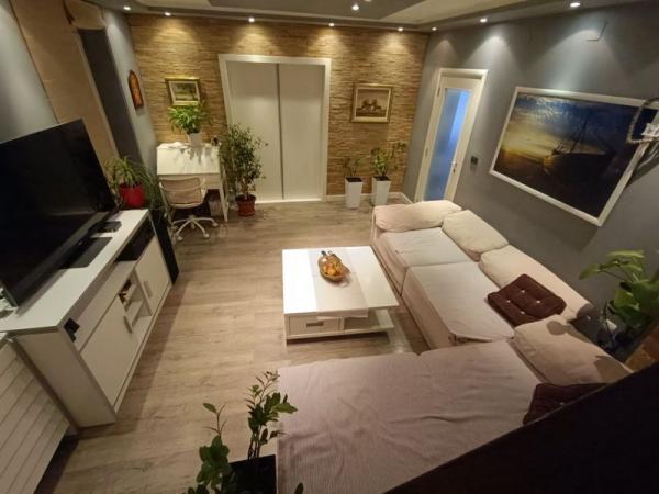 Glavna slika -Troiposoban duplex na Novoj Detelinari!