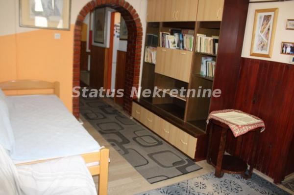 Slika 4 - Petrovaradin-Gradić,  81 m2