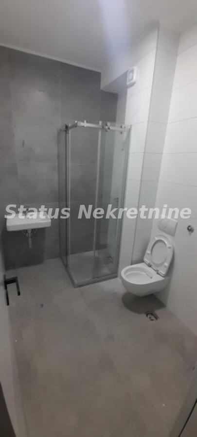 Slika 7 - Petrovaradin-Useljiv Jednoiposoban stan 50 m2 u Suterenu na Top Lokaciji--065/385 8880