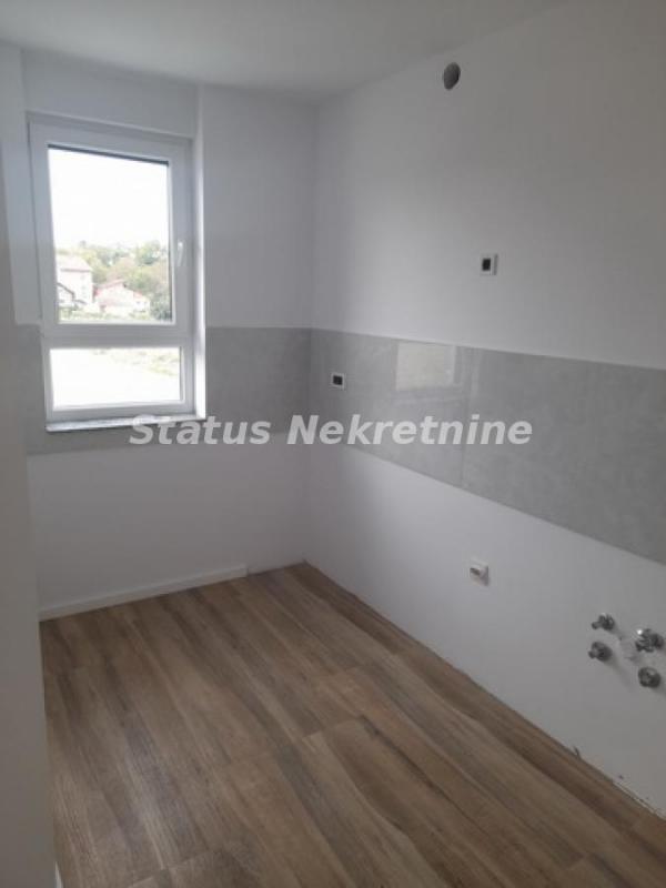 Slika 8 - Petrovaradin-Useljiv Nov stan 116m2 sa dva Garažna Mesta-065/385 8880