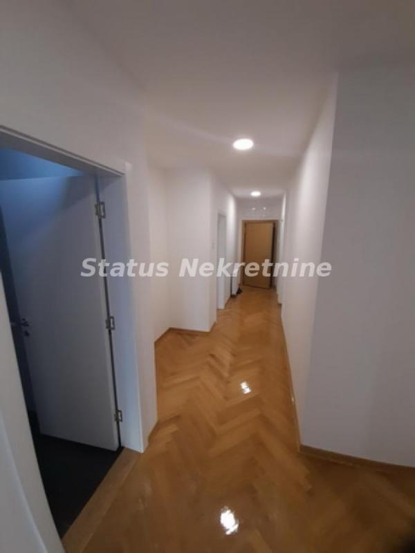 Slika 2 - Centar-odličan nov četvorosoban stan 126 m2 na izuzetnoj lokaciji-povrat PDV-065/385 8880