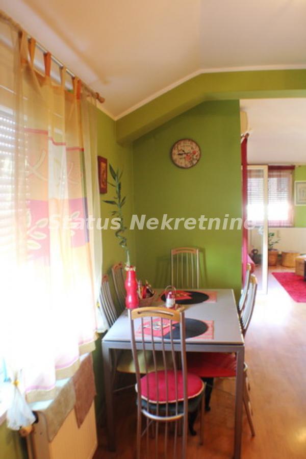 Slika 11 - Dvoiposoban, 59m2, Grbavica Novi Sad, sa terasom, ima lift