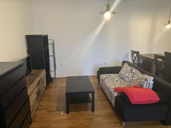 Slika 2 - Dvosoban komforan stan -socijalno!