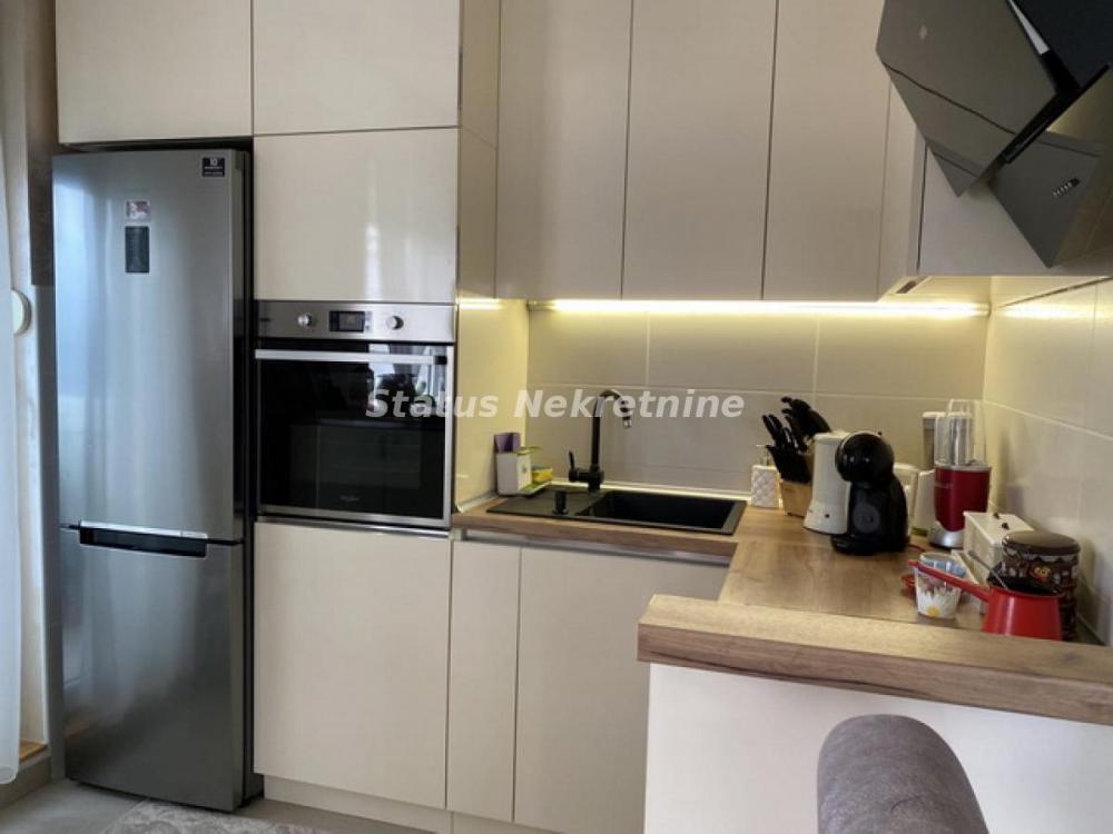 Slika 7 - Južni Telep-Direktna prodaja-Uknjižen Četvorosoban Dupleks 87 m2 u blizini Lazine Gimnazije i Limana-mogućnost kupovine i Garaže 16 m2