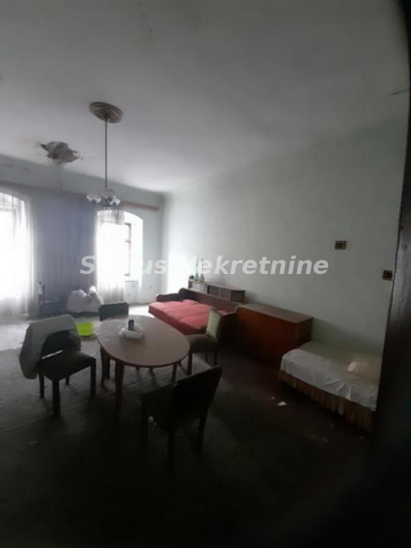 Slika 4 - Petrovaradin-Četvorosoban stan 188 m2 u Gradiću ispod Tvrđave za Probrane kupce i za Biznis