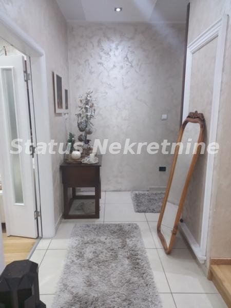 Slika 8 - PAP PAVLA-Lux-četvorosoban 135 m2 -sa duplom garažom od 33 m2