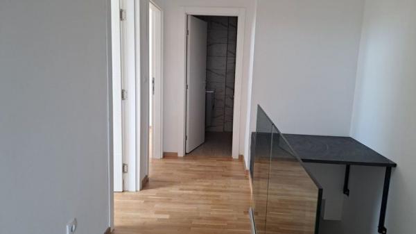 Slika 0 - Dvoiposoban stan na Novoj Detelinari.