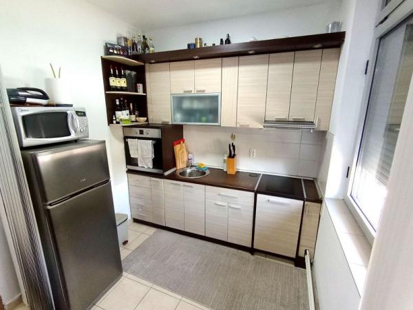 Slika 2 - Jednoiposoban, 43m2, Bulevar Evrope Novi Sad, ima lift