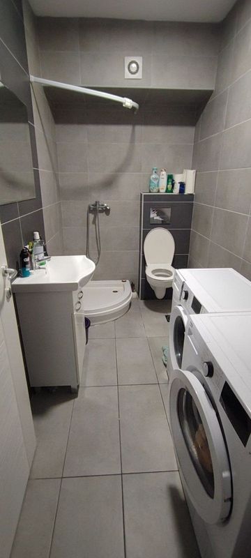 Slika 7 - Kompletno namešten 1.5 !