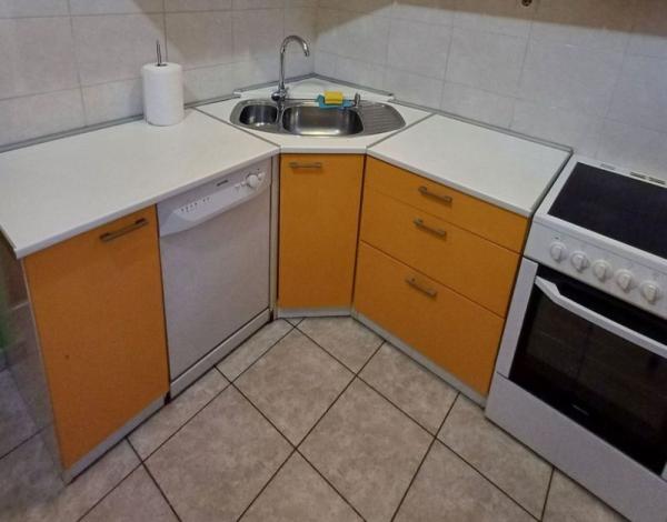 Slika 3 - Odličan trosoban stan na Novoj Detelinari!