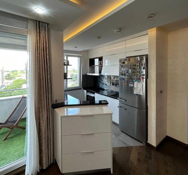 Slika 1 - Odličan četvorosoban stan na Bulevaru Evrope!