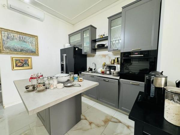 Slika 3 - POSEBNA NEKRETNINA U SAMOM CENTRU NOVOG SADA! **LUX**