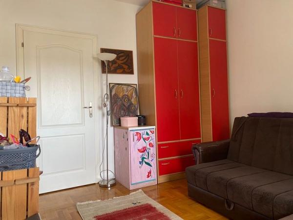 Slika 1 - Dvosoban, 47m2, Nova Detelinara Novi Sad, sa terasom, ima lift