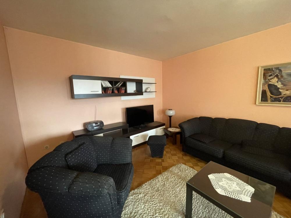 Slika 1 - Na prodaju trosoban stan u jednoj od najlepših ulica na Telepu - 72m2 - Šifra: 536652