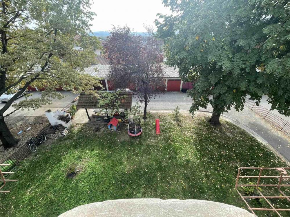 Slika 10 - Na prodaju trosoban stan u jednoj od najlepših ulica na Telepu - 72m2 - Šifra: 536652