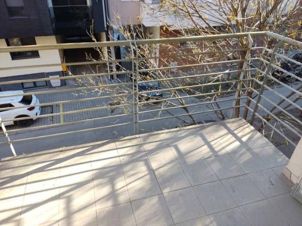 Slika 7 - Dvosoban, 55m2, Bulevar oslobođenja Novi Sad, sa terasom