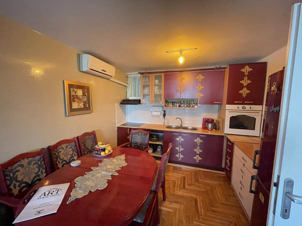 Slika 2 - Prodaje se stan na PODBARI! - Šifra: 518576