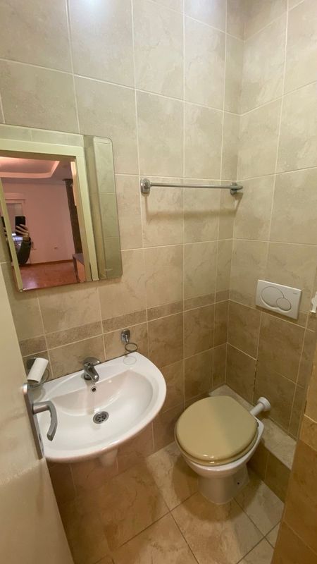 Slika 5 - Šestosoban odličan stan!