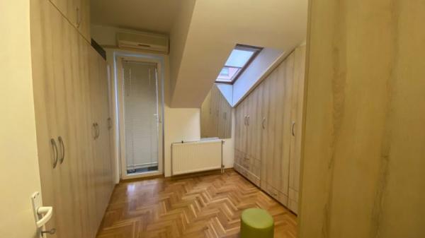 Slika 6 - Šestosoban odličan stan!