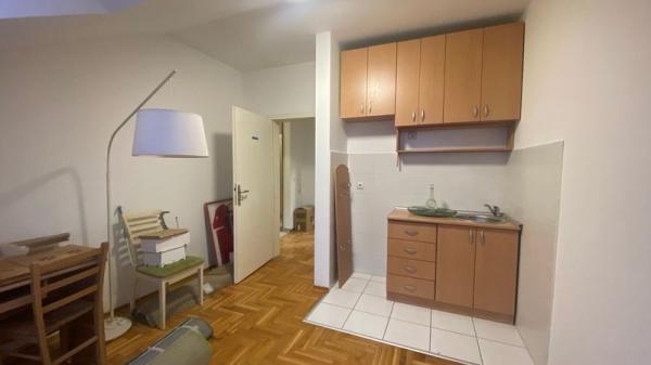 Slika 7 - Šestosoban odličan stan!