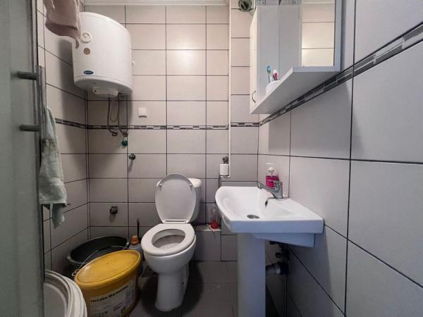 Slika 4 - Odličan jednoiposoban stan na Telepu!