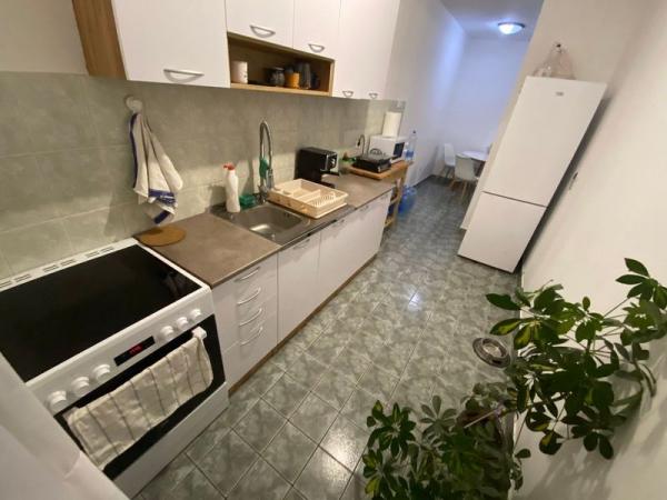 Slika 2 - Odličan trosoban stan na Novoj Detelinari!