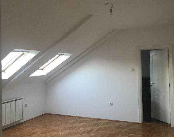 Slika 7 - Detelinara - četvorosoban - š. 512150