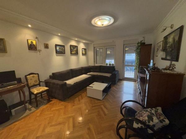 Glavna slika -Trosoban - 70m2 - Podbara ! 