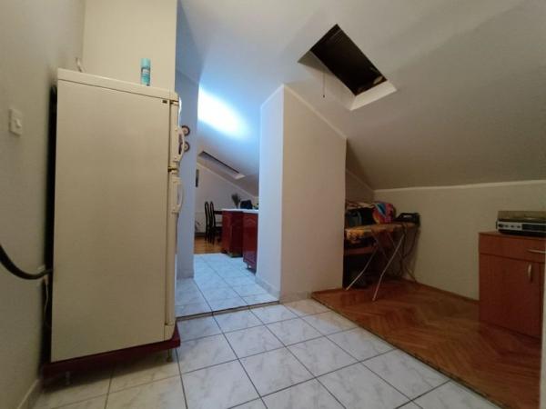 Slika 11 - Povoljan stan na Bulevaru!