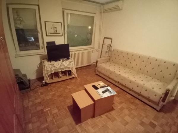 Glavna slika -Namešten stan na Novom Naselju. Jednosoban.