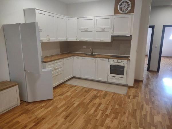 Slika 1 - Stan je fantastičan, nov i useljiv