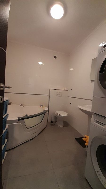 Slika 6 - Petosoban stan na Bulevaru Evrope!