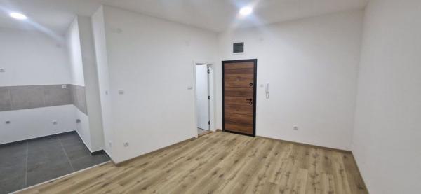 Slika 4 - Prodaja stana, Petrovaradinska tvrdjava Novi Sad