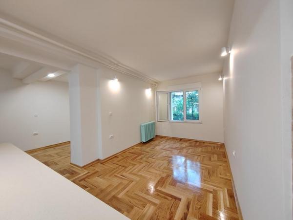 Slika 4 - Novi Sad, Centar - Stan kod Izvršnog veća ID#1000915